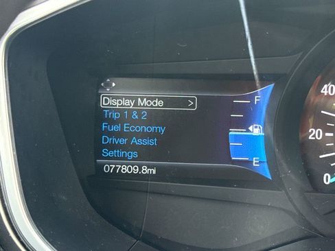 Used 2017 Ford Fusion SE w/ Fusion SE Technology Package FWD image 26