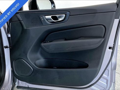 Used 2026 Volvo XC60 B5 Plus AWD/4WD image 20