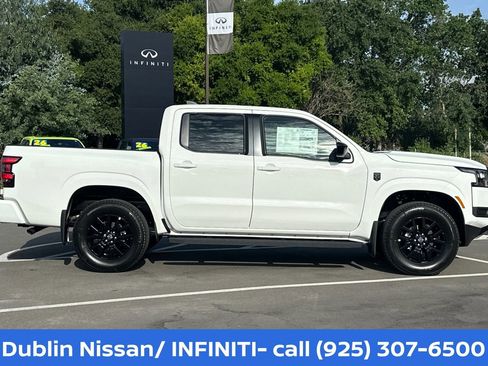 New 2026 Nissan Frontier SV AWD/4WD image 3
