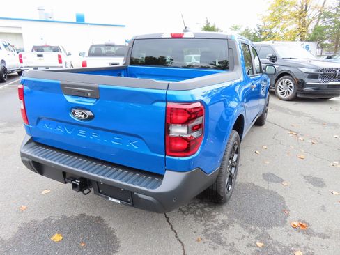 New 2025 Ford Maverick XLT w/ XLT Luxury Package image 4