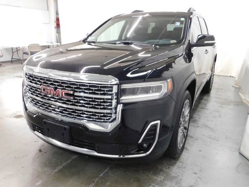 Used 2023 GMC Acadia Denali w/ Denali Ultimate Package image 8