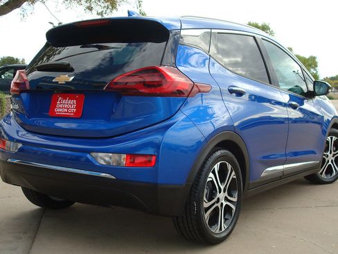 Used 2020 Chevrolet Bolt Premier w/ Infotainment Package image 4