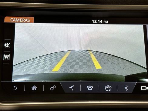 Used 2019 Land Rover Range Rover Evoque SE Premium AWD/4WD image 17