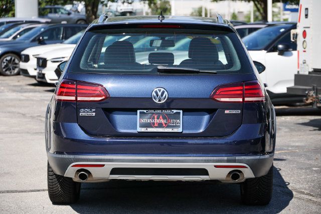 Used 2019 Volkswagen Golf Alltrack S AWD/4WD image 18