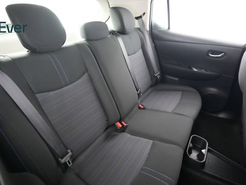Used 2025 Nissan Leaf S FWD image 5