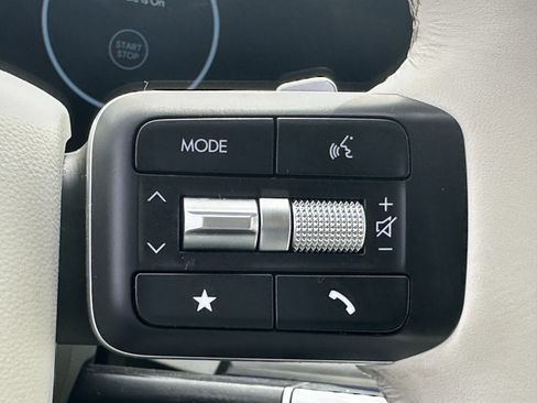 Used 2025 Hyundai Santa Fe Calligraphy FWD image 25