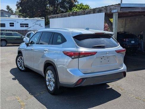 Used 2023 Toyota Highlander Limited AWD/4WD image 49