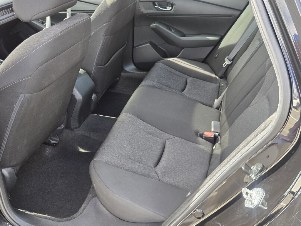 Certified 2023 Honda Accord EX image 12