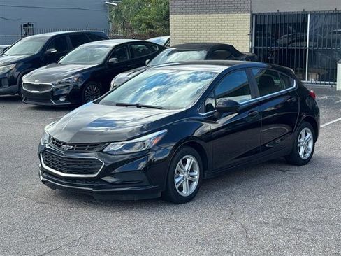Used 2018 Chevrolet Cruze LT w/ Convenience Package image 1