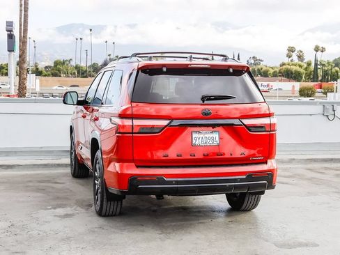 Used 2026 Toyota Sequoia Platinum w/ Tow Technology Package AWD/4WD image 7