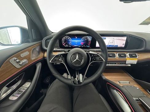 Used 2025 Mercedes-Benz GLE 350 4MATIC image 23