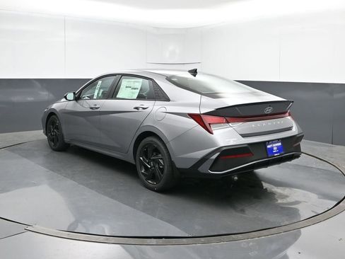 New 2026 Hyundai Elantra Sport FWD image 4