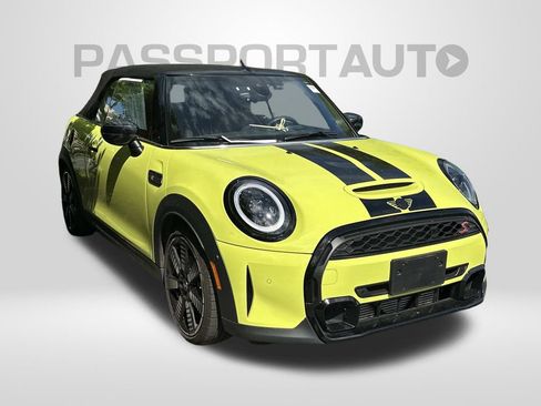 Used 2024 MINI Cooper S FWD image 2