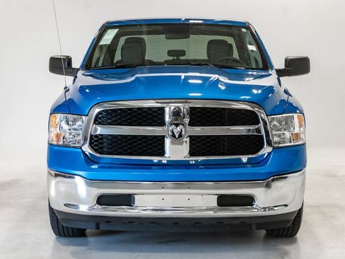 Used 2024 RAM 1500 Classic SLT AWD/4WD image 5