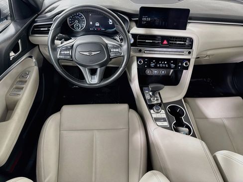 Used 2025 Genesis G70 2.5T RWD image 17