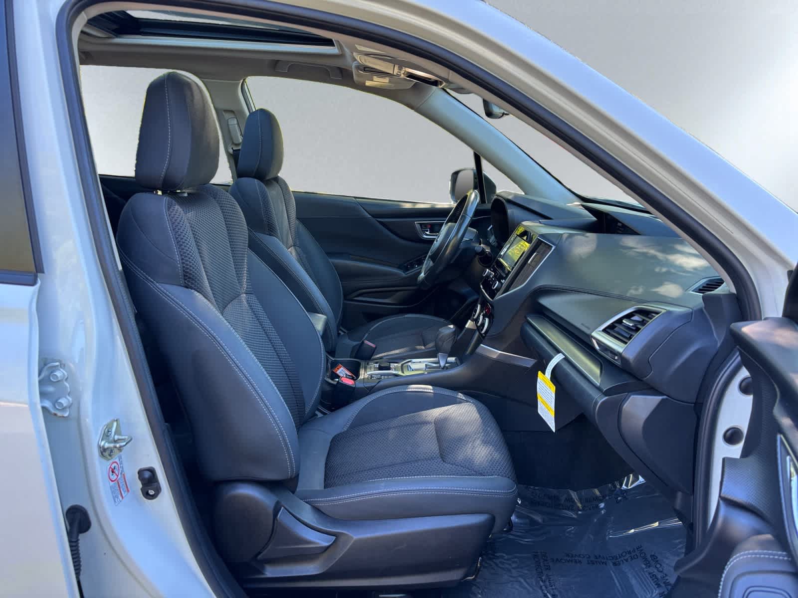 Used 2020 Subaru Forester Premium AWD/4WD image 19