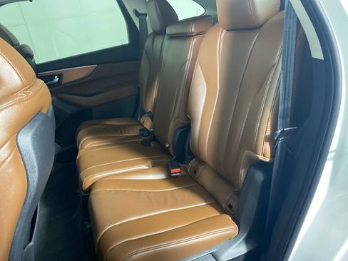 Used 2023 Acura MDX w/ Technology Package AWD/4WD image 15