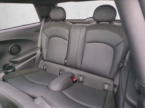 Used 2024 MINI Cooper S w/ Signature Upholstery Package FWD image 20