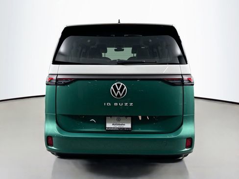 New 2025 Volkswagen ID. Buzz Pro S Plus image 5