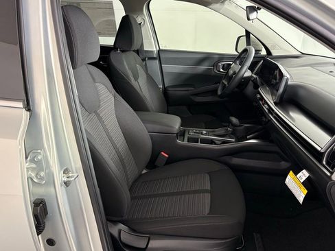 New 2026 Kia Sorento LX FWD image 43