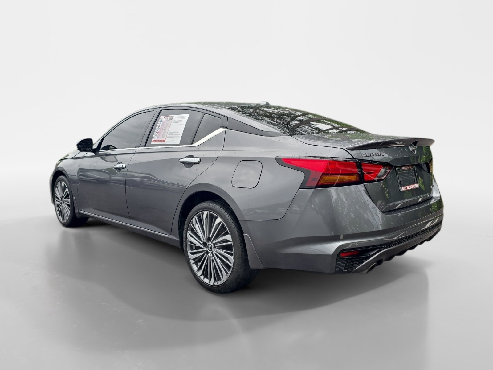 Certified 2025 Nissan Altima 2.5 SL AWD/4WD image 3