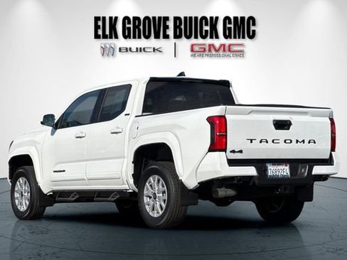 Used 2025 Toyota Tacoma SR5 image 6