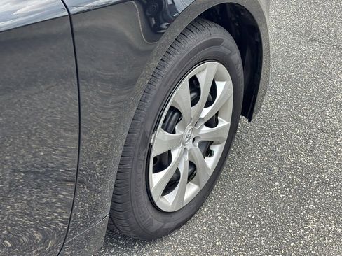 Certified 2025 Toyota Corolla LE image 23