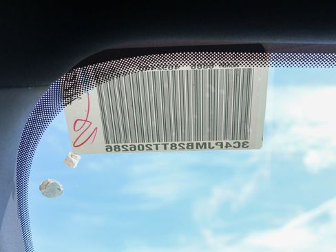 New 2026 Jeep Cherokee Laredo image 31