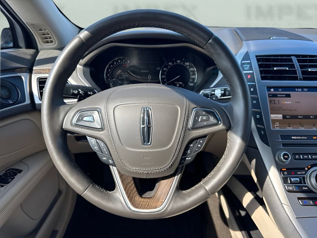 Used 2019 Lincoln MKZ Reserve AWD/4WD image 14