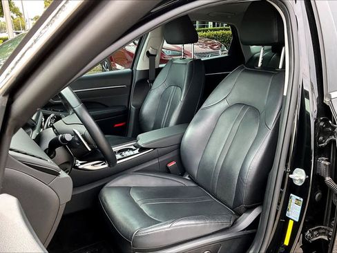 Used 2022 Hyundai Sonata Limited w/ Cargo Package image 7