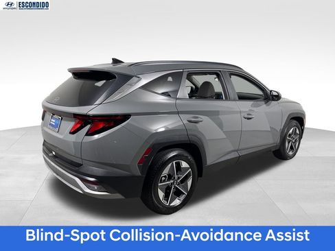 Certified 2025 Hyundai Tucson SEL FWD image 5
