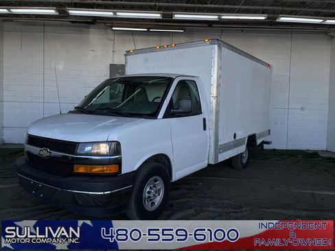 Used 2017 Chevrolet Express 3500 w/ Chrome Appearance Package image 1
