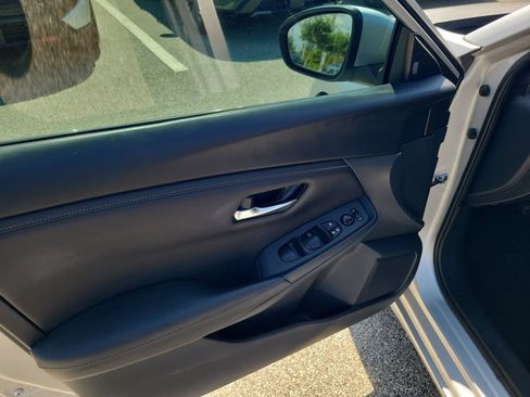 Used 2023 Nissan Sentra SV w/ All-Weather Package FWD image 18
