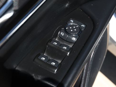 Used 2021 Lincoln Nautilus Reserve FWD image 27