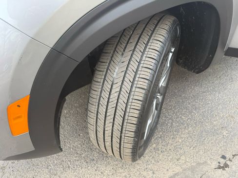 Used 2023 Kia Seltos LX image 26