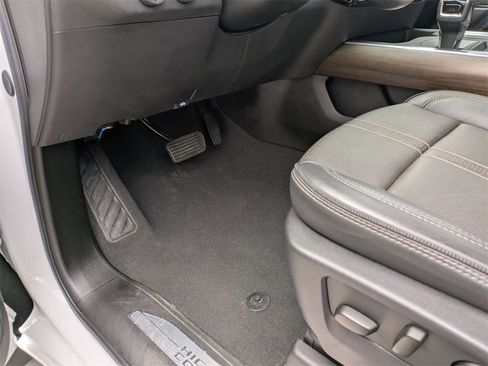 Used 2024 Chevrolet Silverado 1500 High Country w/ High Country Premium Package image 15