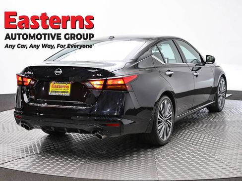 Used 2023 Nissan Altima 2.5 SL FWD image 5
