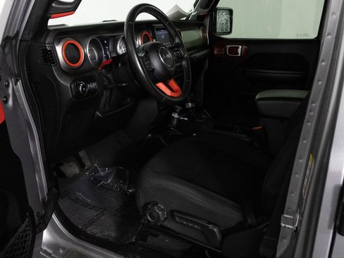 Used 2018 Jeep Wrangler Unlimited Sport S image 19