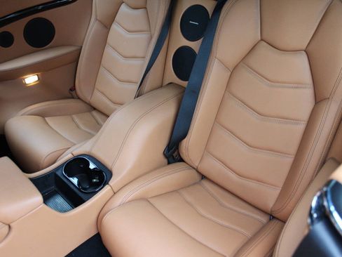 Used 2018 Maserati GranTurismo Sport RWD image 18