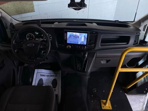 Used 2021 Ford Transit 350 DRW image 17