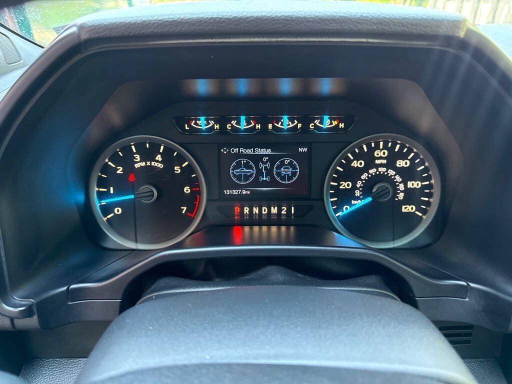 Used 2017 Ford F150 XLT w/ Equipment Group 301A Mid AWD/4WD image 21
