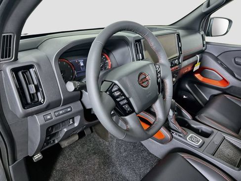 New 2026 Nissan Frontier PRO-4X w/ Pro Premium Package AWD/4WD image 8