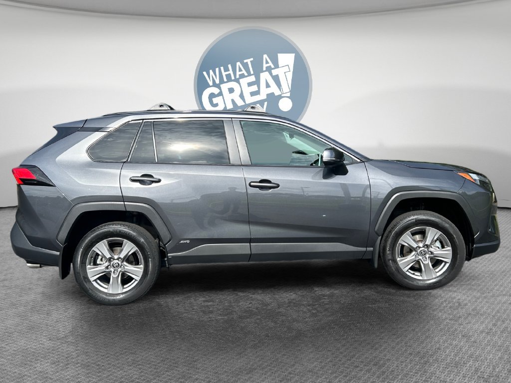 Used 2024 Toyota RAV4 XLE w/ Convenience Package AWD/4WD image 2