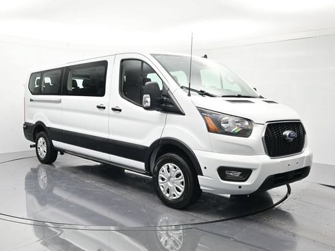 Used 2024 Ford Transit 350 XLT RWD image 3