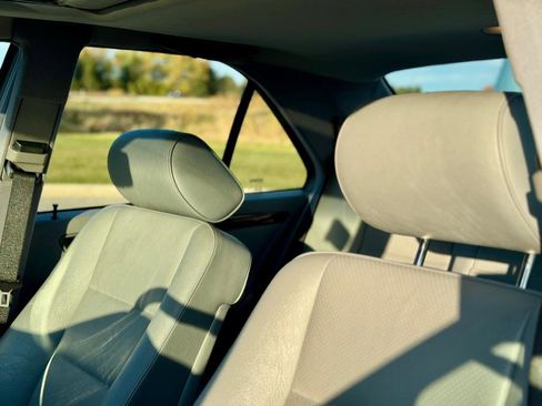 Used 1999 Mercedes-Benz C 230 image 37