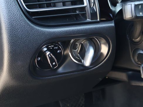 Used 2023 Porsche Macan S image 26