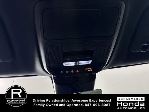 Used 2024 Chevrolet Traverse Z71 w/ Enhanced Driving Package image 11