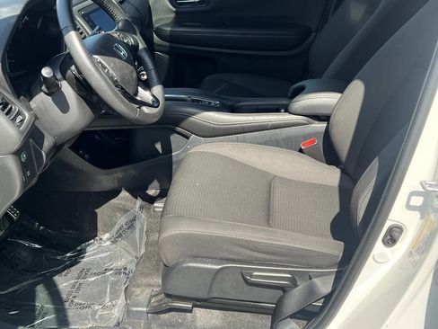 Used 2021 Honda HR-V Sport image 14