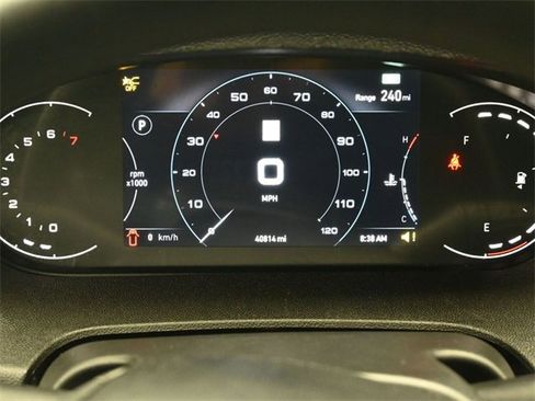 Used 2023 RAM ProMaster 2500 w/ Driver Convenience Group image 9