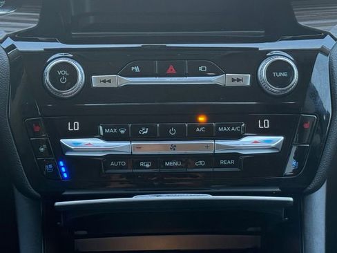 Used 2021 Ford Explorer Limited w/ Equipment Group 301A image 4